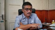 Sekretaris DPMD Garut juga Sekretaris Panitia Pilkades tingkat Kabupaten, Erwin Rianto Nugraha, di kantornya, Jalan Otista, Kecamatan Tarogong Kaler, Kabupaten Garut, Selasa (04/04/2023). (Foto : Nindi Nurdiyanti & Muhamad Azi Zulhakim/Diskominfo Garut).