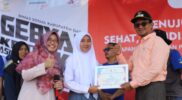 Wakil Bupati Garut, dr. Helmi Budiman menghadiri pelaksanaan Gebyar Program Keluarga Harapan (PKH) yang dilaksanakan di Lapangan Sepak Bola Pasirwangi, Kecamatan Pasirwangi, Kabupaten Garut, Sabtu (10/6/2023
