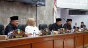 Pelaksanaan Rapat Paripurna DPRD Garut Masa Sidang II Tahun Sidang 2023 dalam rangka Pembahasan Laporan Pertanggungjawaban Pelaksanaan (LPP) APBD Tahun Anggaran 2022 dengan acara pokok Jawaban Bupati Garut atas Pandangan Umum Fraksi DPRD Kabupaten Garut yang dilaksanakan di Ruang Rapat Paripurna, Jalan Patriot, Kecamatan Tarogong Kidul, Kabupaten Garut, Kamis (15/6/2023).