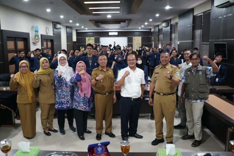 Pelaksanaan penerimaan KKNT IPB di Ruang Rapat Sekretariat Daerah (Setda) Garut, Jalan Pembangunan, Kecamatan Tarogong Kidul, Kabupaten Garut, Senin (19/6/2023).