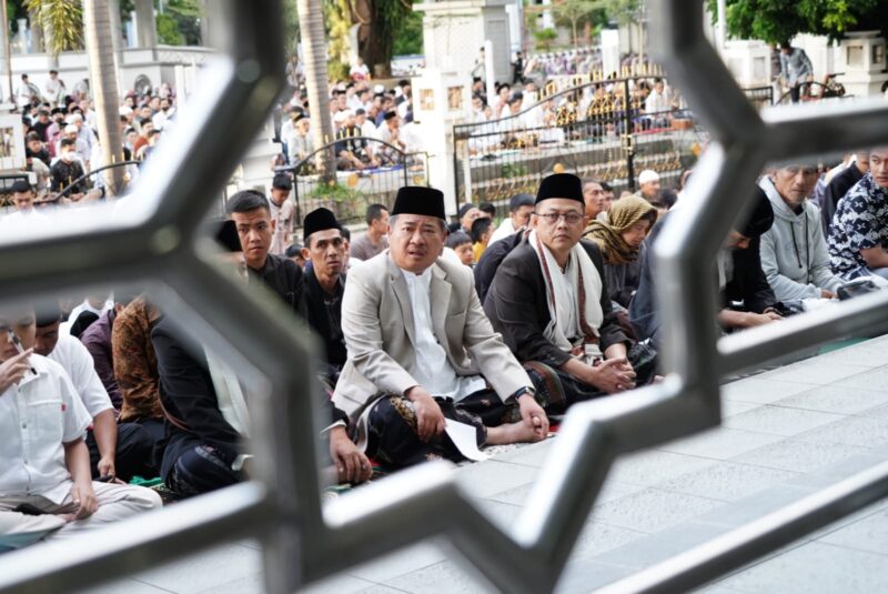 Pelaksanaan Salat Iduladha 1444 Hijriah di Alun-Alun Garut, Kecamatan Garut Kota, Kabupaten Garut, Kamis (29/06/2023).