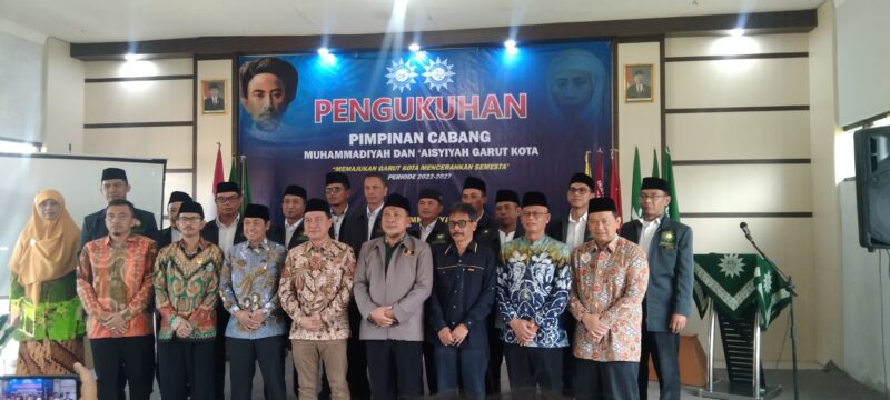 Pimpinan Daerah Muhammadiyah dan 'Aisyiyah Garut telah resmi mengukuhkan Pimpinan Cabang Muhammadiyah dan 'Aisyiyah Garut Kota untuk masa jabatan 2022-2027.