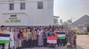 peringatan Hari Santri Nasional tahun 2023 ini, Pondok Pesantren Cipari di Garut menghadirkan seorang mantan jurnalis asal Palestina, Syaikh Ahmed Almadi, untuk berbicara tentang situasi konflik di Gaza. Acara ini merupakan ekspresi solidaritas terhadap warga Palestina yang sedang mengalami penderitaan akibat perang.