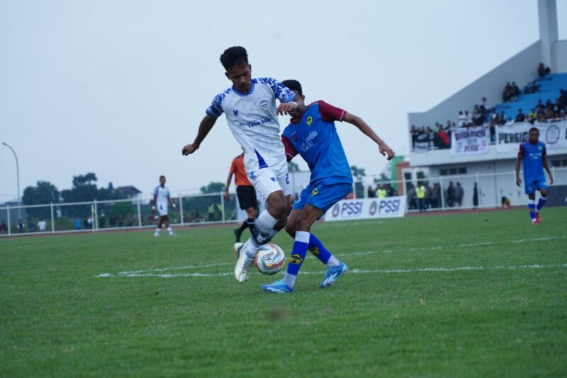 Persigar Garut kembali telan kekalahan di Liga 3 Nasional yang dilaksanakan di Stadion Dalem Bintang, SOR RAA Adiwijaya, Kecamatan Tarogong Kidul, Kabupaten Garut, Rabu (01/05/2024).