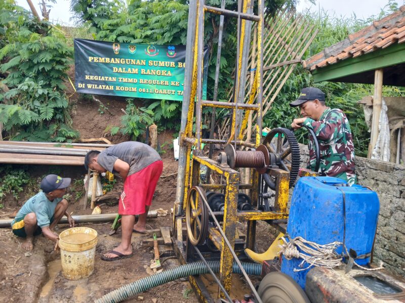 Pembangunan sumur bor dalam rangka kegiatan TMMD reguler ke 120 Kodim 0611/ Garut di tiga titik yakni di Kampung Sarinem, Kampung Loa Gede, dan Kampung Pasir Pari, Desa Cintadamai, Kecamatan Sukaresmi, Garut, Jawa Barat, dinyatakan berhasil.