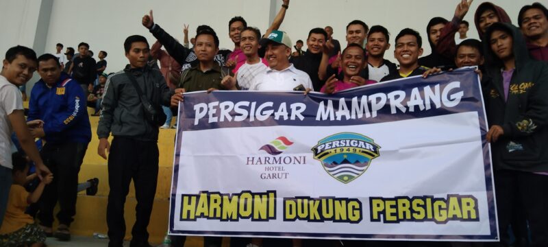 Hotel Harmoni Garut menunjukkan komitmennya dalam memberikan dukungan dan semangat kepada Persigar, tim sepak bola Garut yang berlaga di Liga 3, kebanggaan Kota Garut.