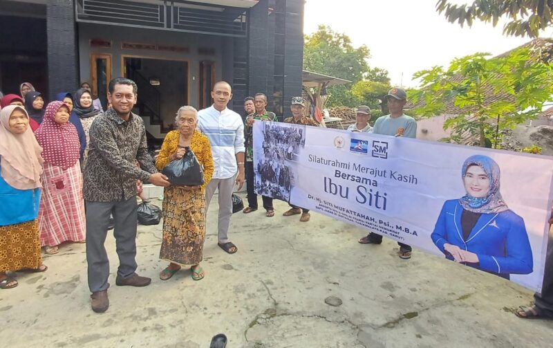 Anggota DPR RI Dr. Hj. Siti Mufattahah, P.Si., M.B.A dari Partai Demokrat Dapil Jabar XI (Kota, Kab Tasikmalaya, dan Kab Garut), bekerja sama dengan Yayasan Pendidikan Islam (YPI) Al-Usman, menyelenggarakan acara santunan untuk anak yatim dan dhuafa.