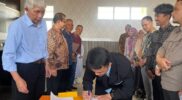 Pelaksanaan Pelantikan Dewan Pengurus Daerah (DPD) Social Worker Indonesia dalam Pengembangan Masyarakat (SWIPAM) Kabupaten Garut Periode 2024-2029 yang berlangsung di Aula Kampus Fakultas Ilmu Sosial dan Politik (FISIP) Universitas Garut, Jalan Cimanuk, Kecamatan Tarogong Kidul, Kabupaten Garut, Sabtu (29/7/2024).
