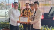 Universitas Garut (UNIGA) melaksanakan Pembekalan Peserta Kuliah Kerja Nyata (KKN) Tematik Tahun 2024 yang berlangsung di Lapangan Hockey UNIGA, Jalan Prof. K. H. Cecep Syarifuddin, Kecamatan Tarogong Kaler, Kabupaten Garut, Kamis (18/7/2024).