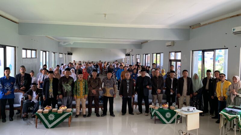 Dalam rangka memperingati Milad Muhammadiyah ke-112, Pimpinan Daerah Muhammadiyah Kabupaten Garut mengadakan acara Aksi Ismuba yang diadakan di Aula Staida, Kabupaten Garut.Sabtu (09/11/2024). 
