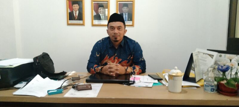 Proses seleksi Panitia Penyelenggara Ibadah Haji (PPIH) Kabupaten Garut tahun 2024 terus bergulir dengan ketat. Setelah melalui tahapan verifikasi administrasi yang ketat, sebanyak 122 dari 607 pendaftar berhasil melangkah ke tahap tes berbasis komputer (CAT) yang dijadwalkan berlangsung pada 21 November 2024.