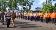 Pelaksanaan Apel Gelar Pasukan Operasi Keselamatan Lodaya 2025, yang dilaksanakan di Lapangan Markas Polres Garut, Jalan Jenderal Sudirman, Kecamatan Karangpawitan, Kabupaten Garut, Senin (10/2/2025).