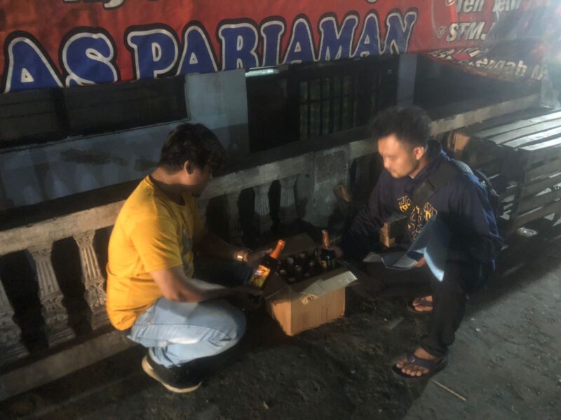 Satuan Reserse Narkoba (Sat Narkoba) Polres Garut kembali menggelar operasi penertiban minuman keras (miras) dalam rangka menciptakan situasi yang aman dan kondusif. 
