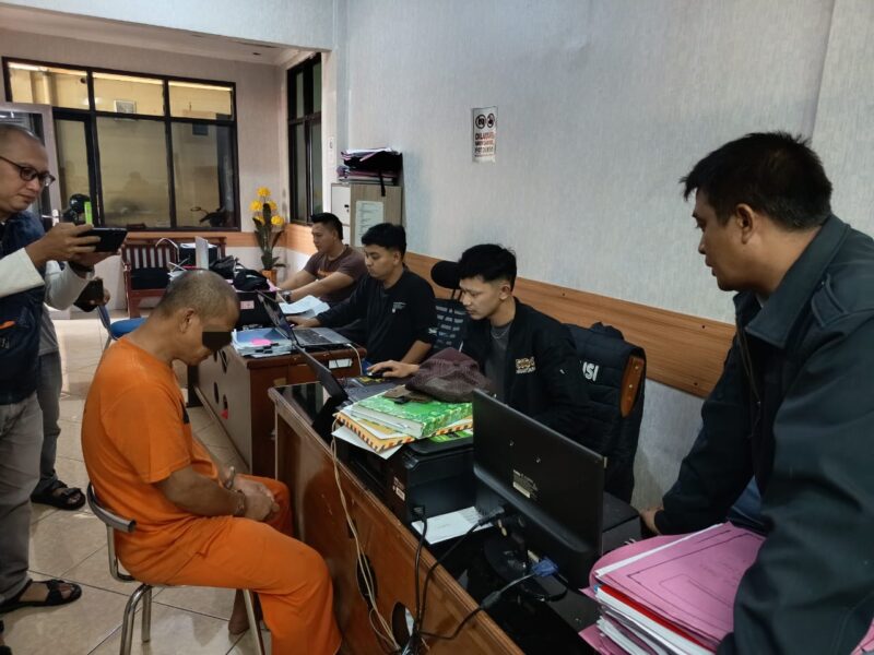 Pada hari Kamis, 22 Mei 2025 Unit IV PPA Sat Reskrim Polres Garut berhasil mengamankan pelaku pencabulan terhadap anak dibawah umur yang terjadi di Kecamatan Cikajang.    