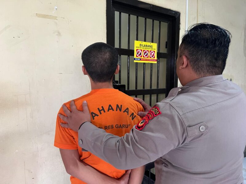 Unit IV Perlindungan Perempuan dan Anak (PPA) Satuan Reserse Kriminal Polres Garut berhasil mengamankan seorang pria berinisial H (37), warga Kecamatan Limbangan, yang diduga kuat melakukan tindak pidana persetubuhan dan pencabulan terhadap anak perempuan berusia 13 tahun. Penahanan dilakukan pada Kamis (17/9/2025).