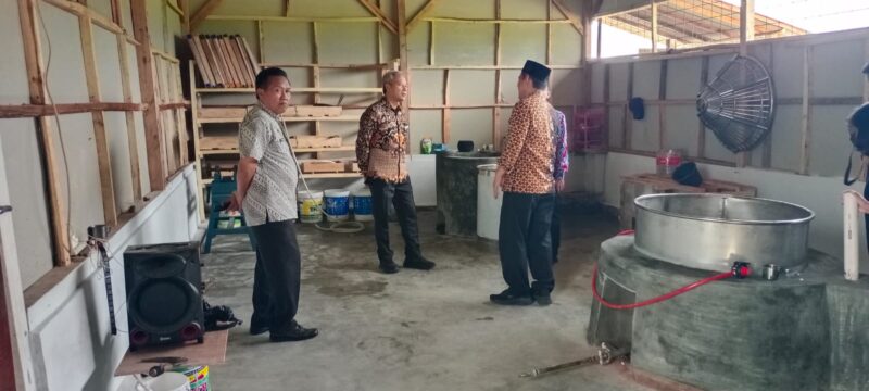 Kepala Lembaga Pemasyarakatan (Lapas) Kelas IIA Garut, Rusdedy, menyampaikan apresiasi sekaligus komitmen kuatnya setelah Lapas Garut dinilai layak menjadi role model ketahanan pangan oleh Kepala Biro Perencanaan dan Keuangan (Karoren) Kementerian Imigrasi dan Pemasyarakatan (Kemenimipas), Ismoyo