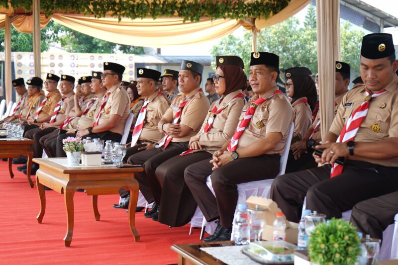 Sebanyak 12 Warga Binaan Pemasyarakatan (WBP) dari Lembaga Pemasyarakatan (Lapas) Kelas IIA Garut turut ambil bagian dalam kegiatan Perkemahan Pramuka WBP se-Jawa Barat yang digelar di Lapas Kelas IIA Narkotika Cirebon. Kegiatan ini berlangsung selama dua hari dan diikuti oleh 216 peserta dari 19 Unit Pelaksana Teknis Pemasyarakatan (UPT PAS) se-Jawa Barat.Selasa(21/10/2025)