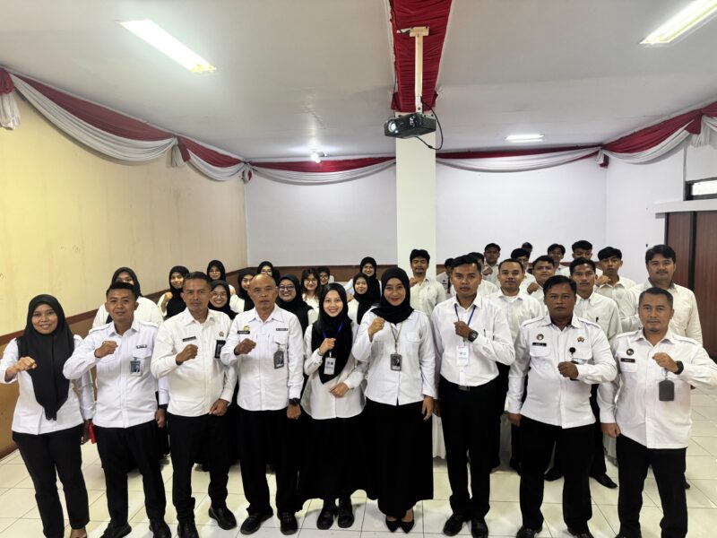 Lapas Kelas IIA Garut resmi membuka Program Magang Kementerian Ketenagakerjaan (Kemenaker) Batch II Tahun 2025 pada Senin (24/11/2025). Sebanyak 24 dari total 26 peserta hadir langsung dalam kegiatan pembukaan yang digelar di aula Lapas Garut.
