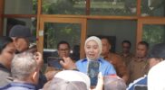 Wakil Bupati Garut, Putri Karlina, memimpin Rapat Koordinasi (Rakor) terkait rencana relokasi Pedagang Kaki Lima (PKL) yang berlokasi di sepanjang bahu jalan kantor pemerintahan daerah. Pertemuan ini berlangsung di Ruang Rapat Wakil Bupati, Sekretariat Daerah, Kecamatan Tarogong Kidul, Selasa (12/5/2026).