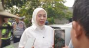 Wakil Bupati Garut, Putri Karlina, melakukan peninjauan langsung terhadap pelaksanaan Operasi Gabungan (Opsgab) Pajak Kendaraan Bermotor yang digelar di kawasan Bundaran SMKN 2 Garut, Jalan Suherman, Kecamatan Tarogong Kaler, Selasa (19/05/2026).