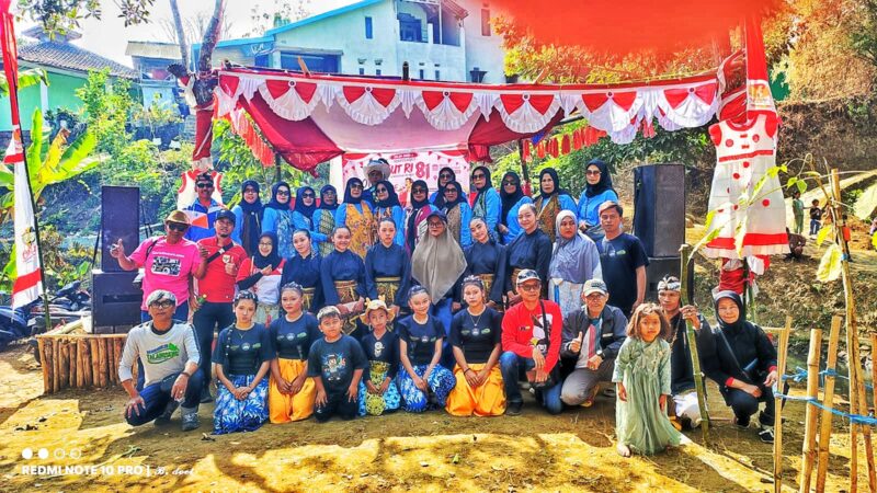 Suasana semarak peringatan Hari Ulang Tahun (HUT) Kemerdekaan Republik Indonesia ke 81 terasa begitu meriah di Talangseng, Kelurahan Margawati, Kecamatan Garut Kota, Kabupaten Garut.