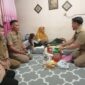 balik keterbatasan hidup yang dijalani, Adi Rahmat, warga Kampung Pinggirjati, Kelurahan Karangmulya, Kecamatan Karangpawitan, Kabupaten Garut, masih menyimpan harapan untuk bisa mendapatkan perawatan dan kehidupan yang lebih layak.